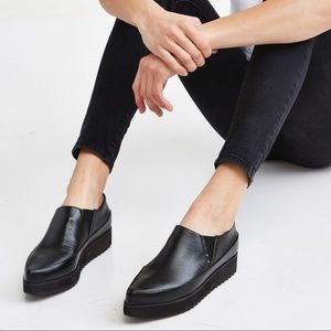 ASKA black platform